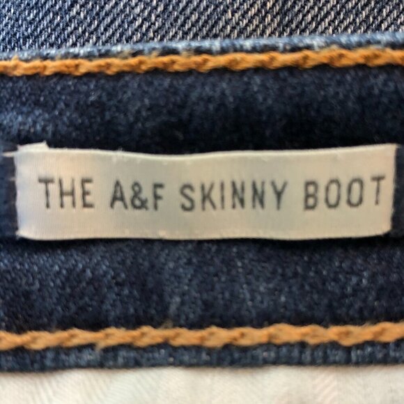 Abercrombie & Fitch The A&F Distressed Skinny Boot Jeans Size 6S - Picture 7 of 7